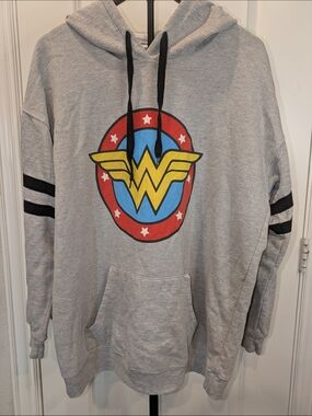 Wonder Woman Gray Graphic Hoodie Sweatshirt Pullover Varsity Sleeve Stripes XL